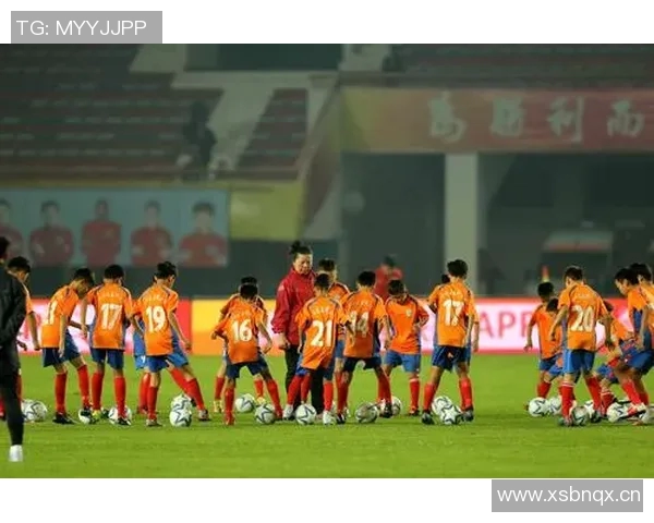 客场呐喊传递佛山力量助力球队坚定迈向保级之路